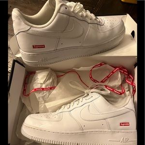 Supreme Nike Air Force 1 Low SP
